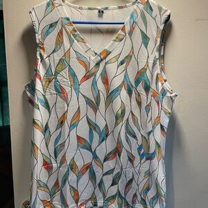 NWOT Colorful Leaf Patterned Women's Top